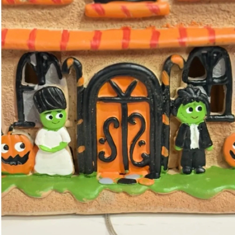 CANDY CORN LANE Halloween Led Haunted House Light Up Frosted 10